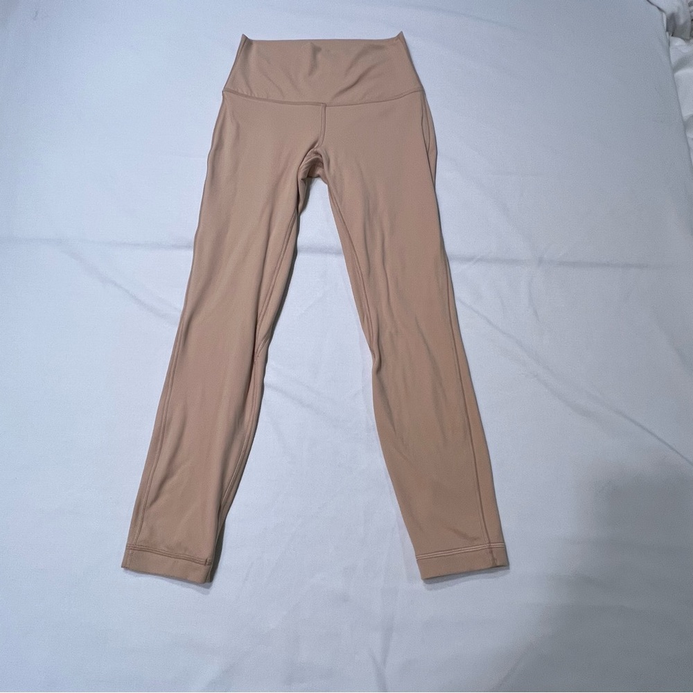 Lululemon Align High-Rise Pant 25"
Contour Size 6